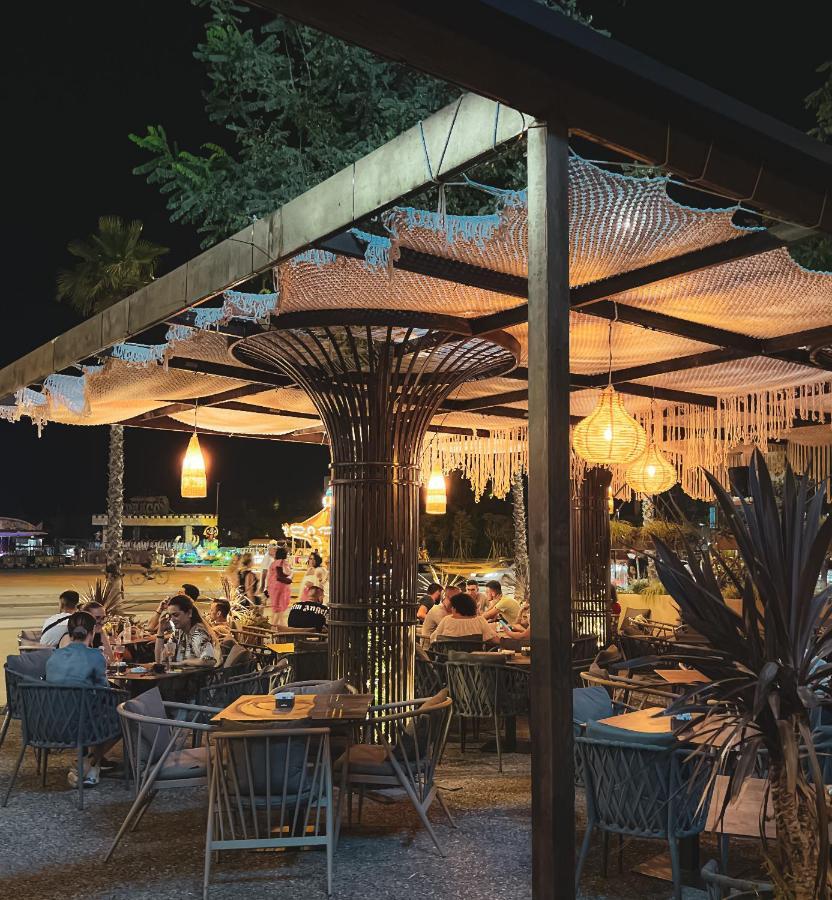 Hotel Brooklyn Vlore Exterior photo