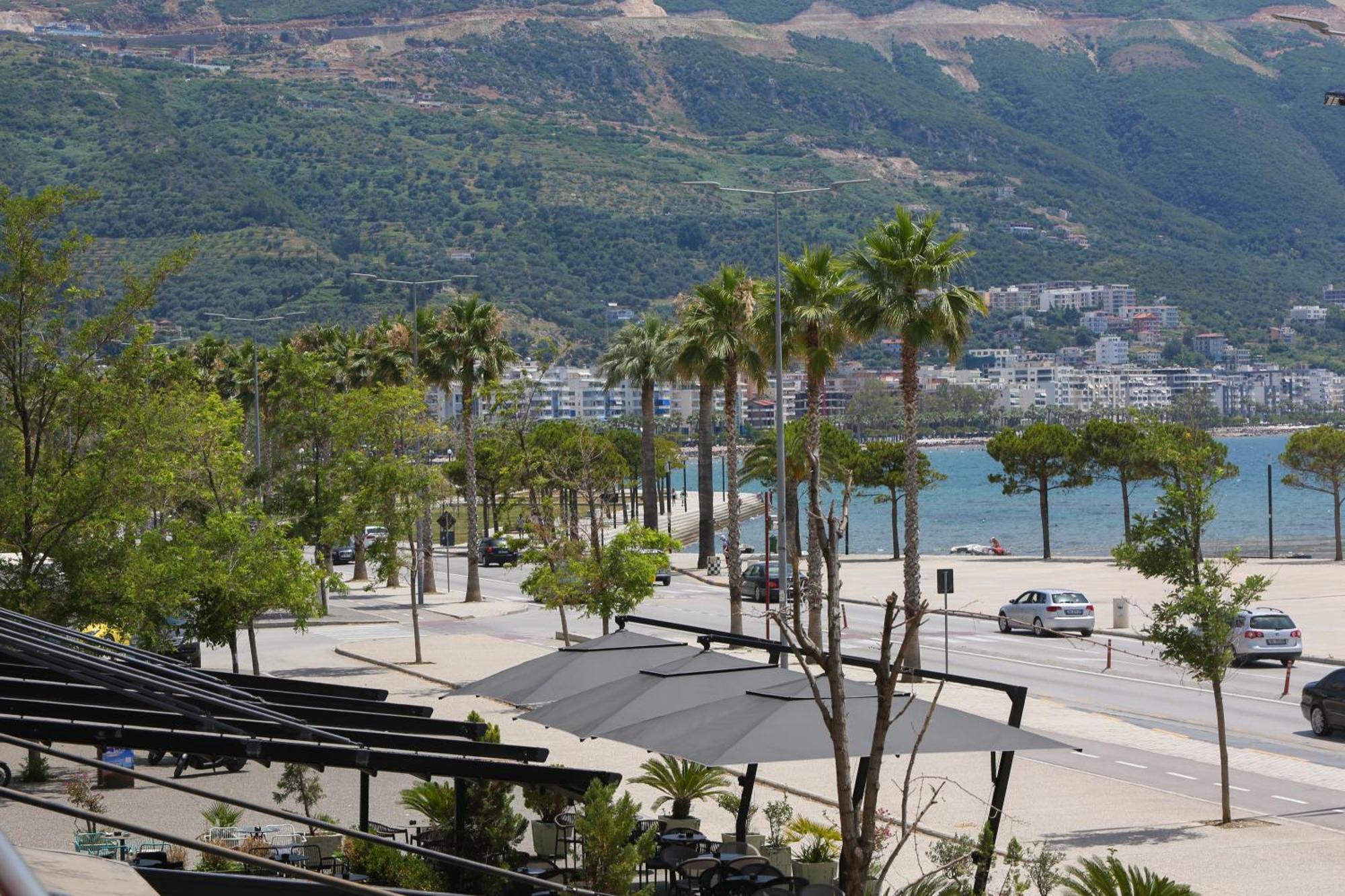 Hotel Brooklyn Vlore Exterior photo