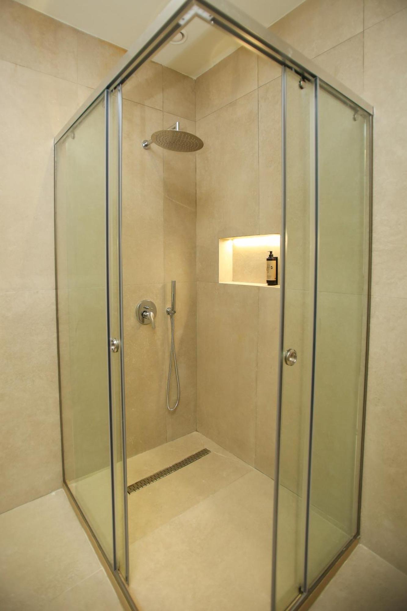 Hotel Brooklyn Vlore Exterior photo